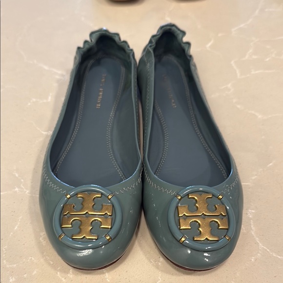 Tory Burch Women's Blue Ballet Flats - Picture 1 of 7